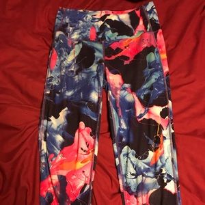 Athleta Colorful Capris tights, Size XS